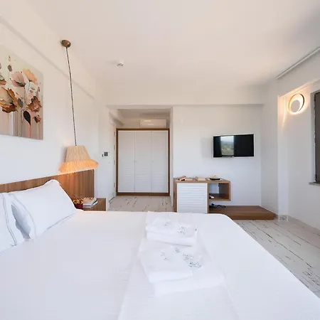 Dione Séjour chez l'habitant *